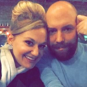 Meet your Posher, Hillary